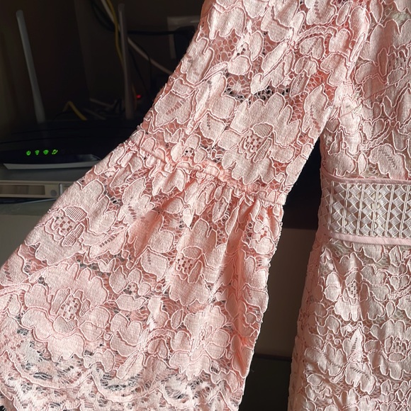 Vince Camuto Floral Lace Dress Sz 8 NWT - Picture 3 of 9